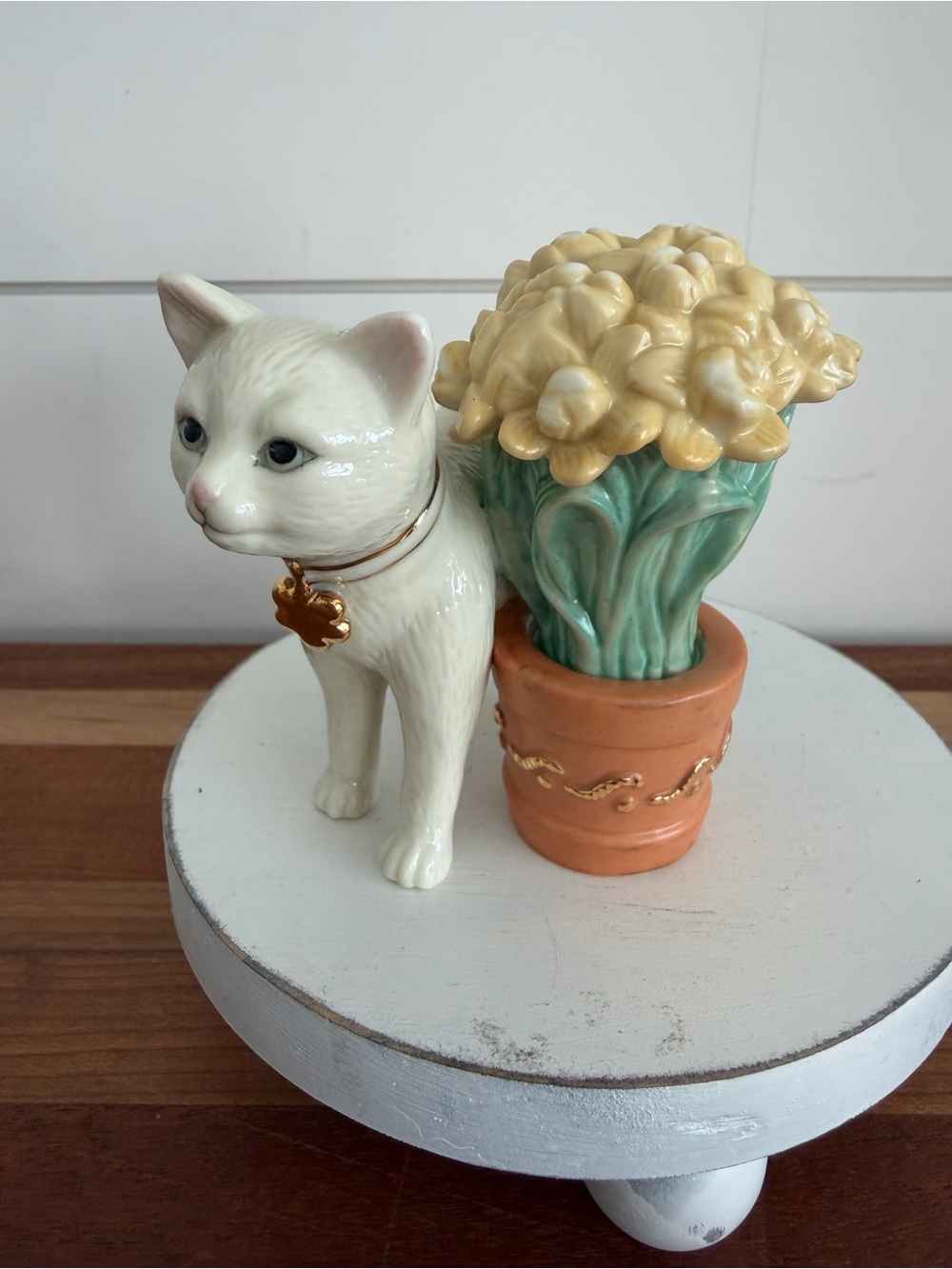 Vintage Lenox May Flowers Kitty Cat Porcelain Figurine